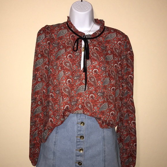 NWOT Forever 21 Paisley Blouse - Picture 1 of 1